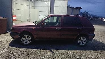 бампер на фит бишкек: Volkswagen Golf: 1994 г., 1.8 л, Кол менен иштөөчү, Бензин, Хетчбек — 9