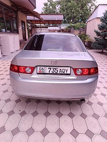 Honda Accord: 2004 г., 2 л, Автомат, Бензин, Седан — 5
