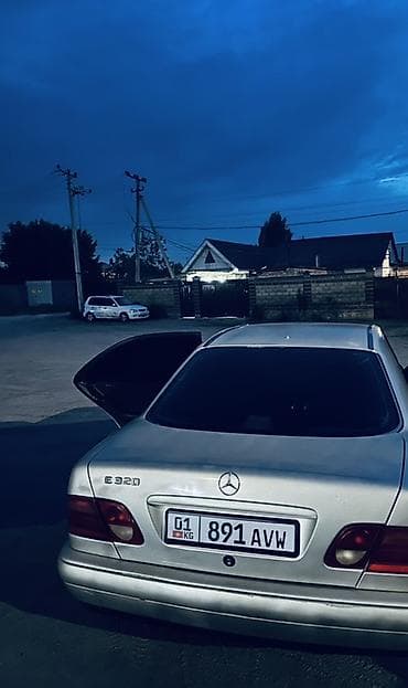Mercedes-Benz E-Class: 1996 г., 2.8 л, Автомат, Бензин, Седан