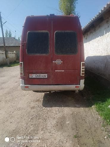 mb 100: Легкий грузовик, Mercedes-Benz — 3