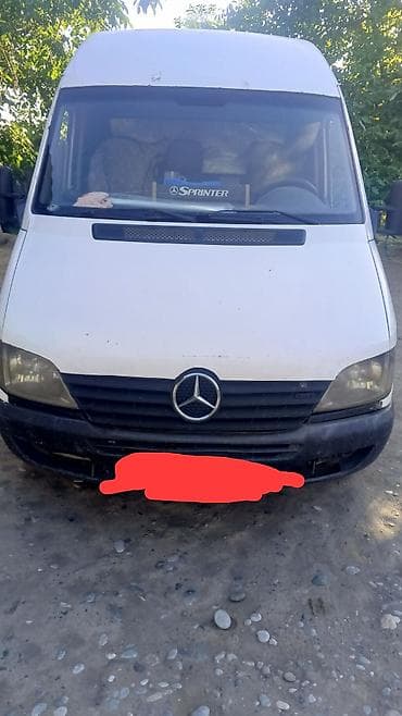 сапог бортовой двух скат: Mercedes-Benz Спринтер: 2003 г., 2.2 л, Фургон — 1