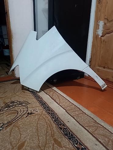 калпаки на тойоту: Переднее крыло автомобиля, левое. - Материал: металл. - Цвет: белый — 1