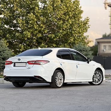 камры 70: Toyota Camry: 2020 г., 2.5 л, Автомат, Гибрид, Седан — 6