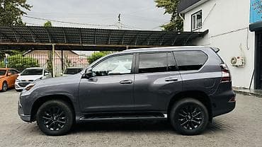 4 4: Lexus GX: 2022 г., 4.6 л, Автомат, Бензин, Внедорожник — 8