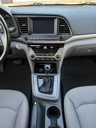 rd 1: Hyundai Elantra: 2018 г., 1.4 л, Вариатор, Бензин, Седан — 6