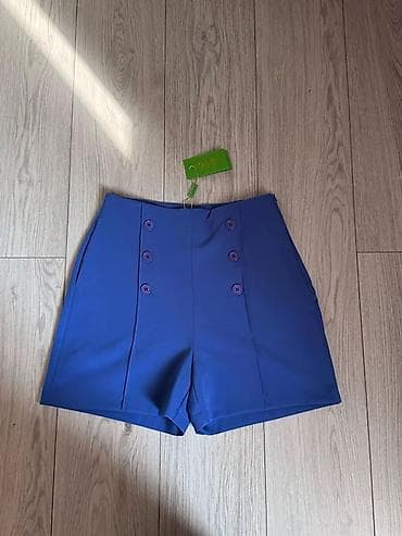 классические шорты: Двойка: жилет без рукавов + шорты Цена: 450с Размер: M Описание: - — 3