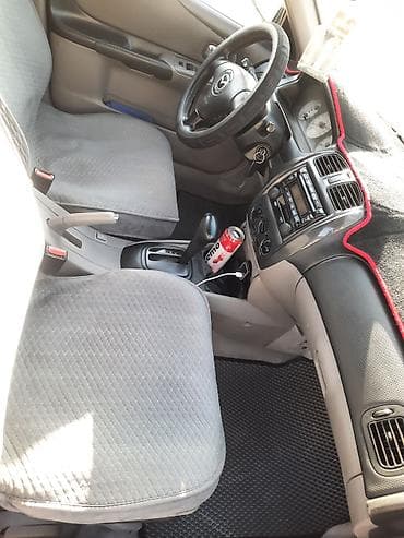 mazda 626 2002: Mazda 323: 2003 г., 1.6 л, Автомат, Бензин, Хэтчбэк — 5