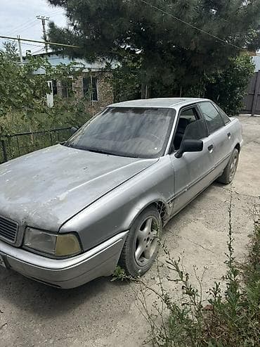 Унаа: Audi 80: 1992 г., 2.3 л, Кол менен иштөөчү, Бензин, Седан — 2