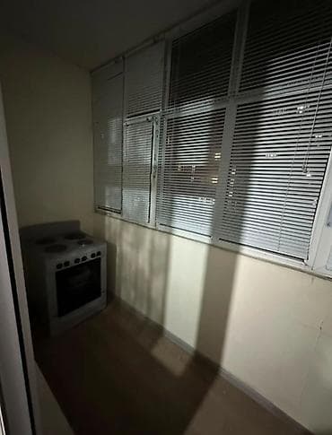 1 комната, 35 м², Джал мкр (в т.ч. Верхний, Нижний, Средний) 106 серия, 7 этаж at lalafo.kg 1 комната, 35 м², Джал мкр (в т.ч. Верхний, Нижний, Средний) 106 серия, 7 этаж
