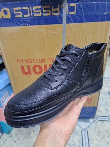 ecco 42: Тёплые обуви💨💨💨
зимние/Тёплые 
Размер 39.40.41.42.43.44 — 10