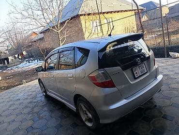 step wgn: Honda Fit: 2011 г., 1.5 л, Механика, Бензин, Хэтчбэк — 3