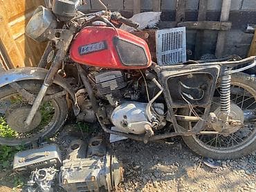 Мотоцикл ИЖ «Юпитер» (классический советский дорожник) Описание: -