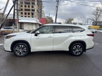 фотохромные очки: Toyota Highlander: 2020 г., 2.5 л, Автомат, Гибрид, Кроссовер — 2