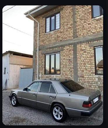 Транспорт: Mercedes-Benz W124: 1991 г., 2 л, Механика, Бензин, Седан — 1