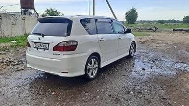симёрка машина: Toyota Ipsum: 2004 г., Минивэн — 5