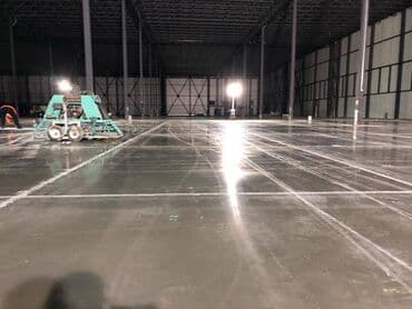 требуется разнорабочий на стройку: Стяжка Гарантия, Бесплатная консультация Больше 6 лет опыта — 2