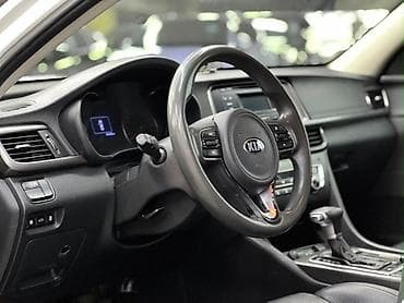 2017: Kia K5: 2017 г., 2 л, Автомат, Газ, Седан — 6