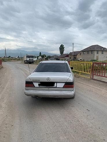 москва спринтер: Mercedes-Benz W124: 1990 г. — 5