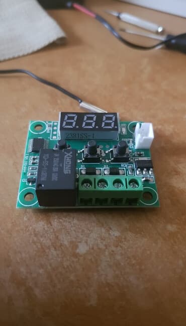 термометр для дома: Термостат температуры TZT W1209 красный DC 12В — 1