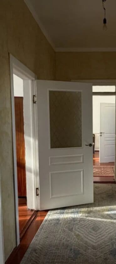 Үйдү ижарага алам: 69 м², 4 бөлмө, Забор, тосулган — 3