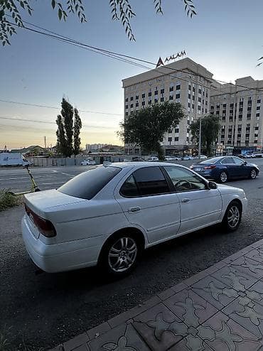 ниссан sentra: Nissan Sunny: 2001 г., 1.5 л, Автомат, Газ, Седан — 4
