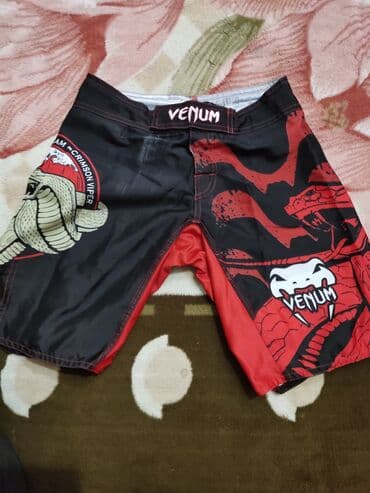 фудболка шорта: Продаю тренировочную форму Синий на рост 150 Красный на рост 140 За — 4