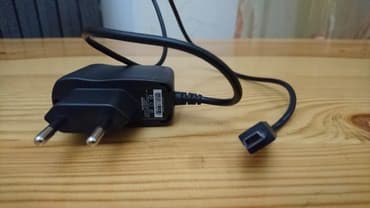 зарядные устройства для телефонов raspberry pi: Huawei ZT-666-E0500 зарядка MiniUSB в продаже Технические — 2