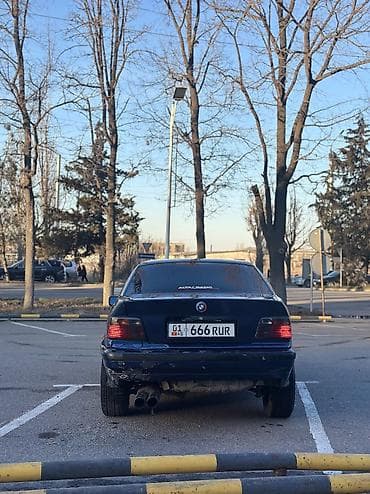 Продажа авто: BMW 3 series: 1991 г., 2 л — 4