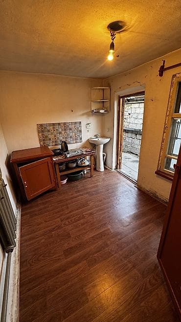 сдается ангар: 1 комната, Собственник, Без подселения, С мебелью частично — 1