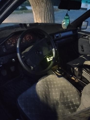 gac aion v plus: Mercedes-Benz W124: 1989 г., 2 л, Механика, Бензин, Седан — 7