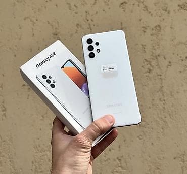 Samsung Galaxy A32, Б/у, 64 ГБ, цвет - Белый, 1 SIM, 2 SIM, eSIM