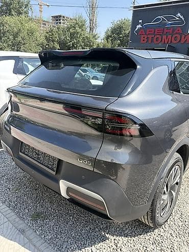 byd e9: Changan Qiyuan Q05: 2026 г., Электромобиль — 3