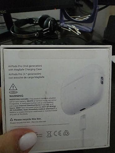 Apple AirPods Pro (2‑го поколения) с зарядным футляром MagSafe at lalafo.kg Apple AirPods Pro (2‑го поколения) с зарядным футляром MagSafe