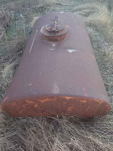 Готовый бизнес: Сталной горизонтальный резервуар для хранения ГСМ/воды. Объем — 1