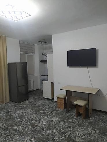 Бөлмөнү ижарага алам: 35 м², Эмереги менен — 2