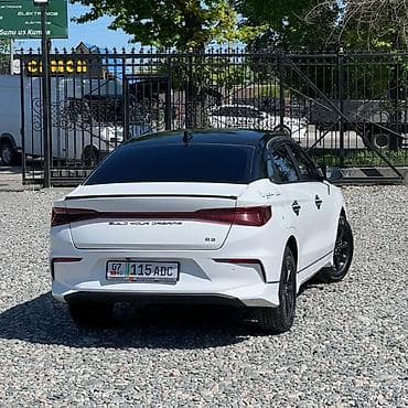 срочно дешево: BYD E3: 2020 г., 0.1 л, Автомат, Гибрид, Седан — 4