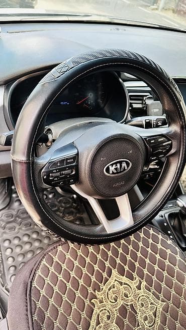 омыватель лобового: Kia Rio: 2019 г., 1.6 л, Автомат, Бензин, Седан — 8