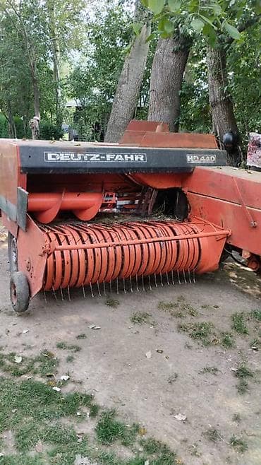 ферит: Пресс-подборщик DEUTZ-FAHR HD 440 - Тип: рулонный/тюковый — 1