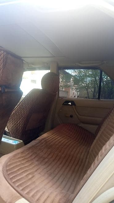 е 303 302: Mercedes-Benz W124: 1987 г., 2.3 л, Ручные, Бензин, Седан — 8