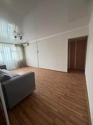 2 комнаты, 43 м², 104 серия, 4 этаж, Косметический ремонт — 6