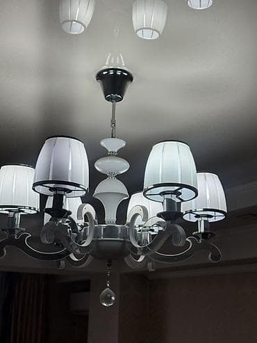 Люстра потолочная с шестью плафонами - Стиль: классика с современными — 2