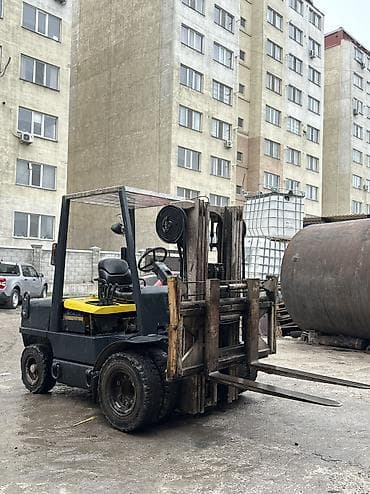 t 25: Погрузчик, 2005 г., Колесный, Вилочный — 2