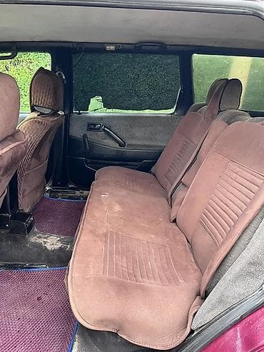 variant: Volkswagen Passat Variant: 1989 г., Механика, Бензин, Универсал — 9