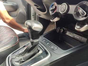 риа: Kia Rio: 2019 г., 1.6 л, Бензин, Седан — 9