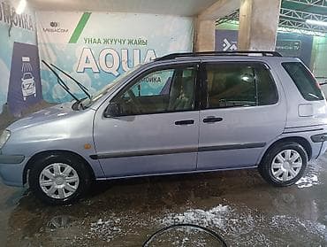 Toyota: Toyota Raum: 1998 г., 1.5 л, Автомат, Бензин, Минивэн — 3