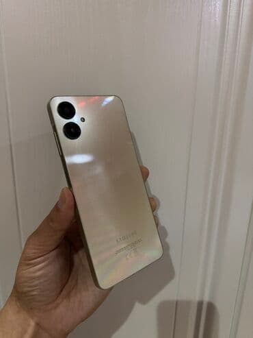 вип бишкеке номер телефона: Samsung Galaxy A06, Б/у, 128 ГБ, цвет - Золотой, 2 SIM — 1