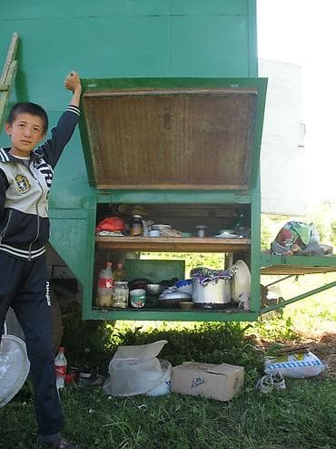 Упаковочно-фасовочные аппараты: Передвижной павильон для пчеловодства (пчелоприцеп/кочевая пасека) - — 10