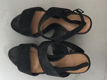 Босоножки, 38.5, Clarks, Б/у, цвет - Черный, Самовывоз, Платная доставка