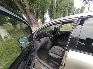 lada vaz2107: Toyota Ipsum: 2001 г., 2.4 л, Автомат, Бензин, Минивэн — 6