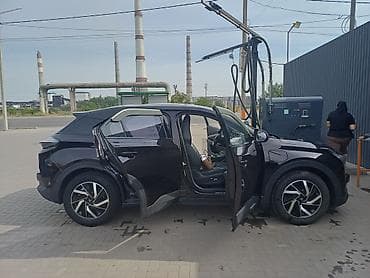 byd e2 2022: Электромобиль Cyneta (кроссовер) - Кузов: компактный кроссовер, 5 — 3